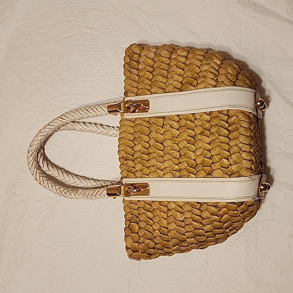 Michael Korea purse - Picture 2 of 4